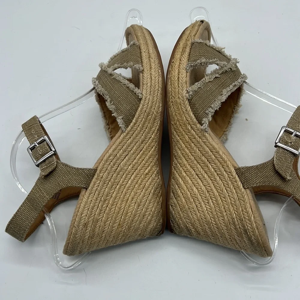 b.o.c  Espadrilles with Wedge Heel size 9